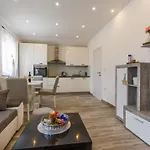 St&ar Apartman