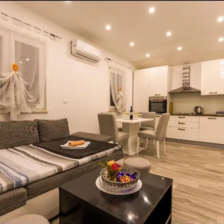 Apartman St&ar *
